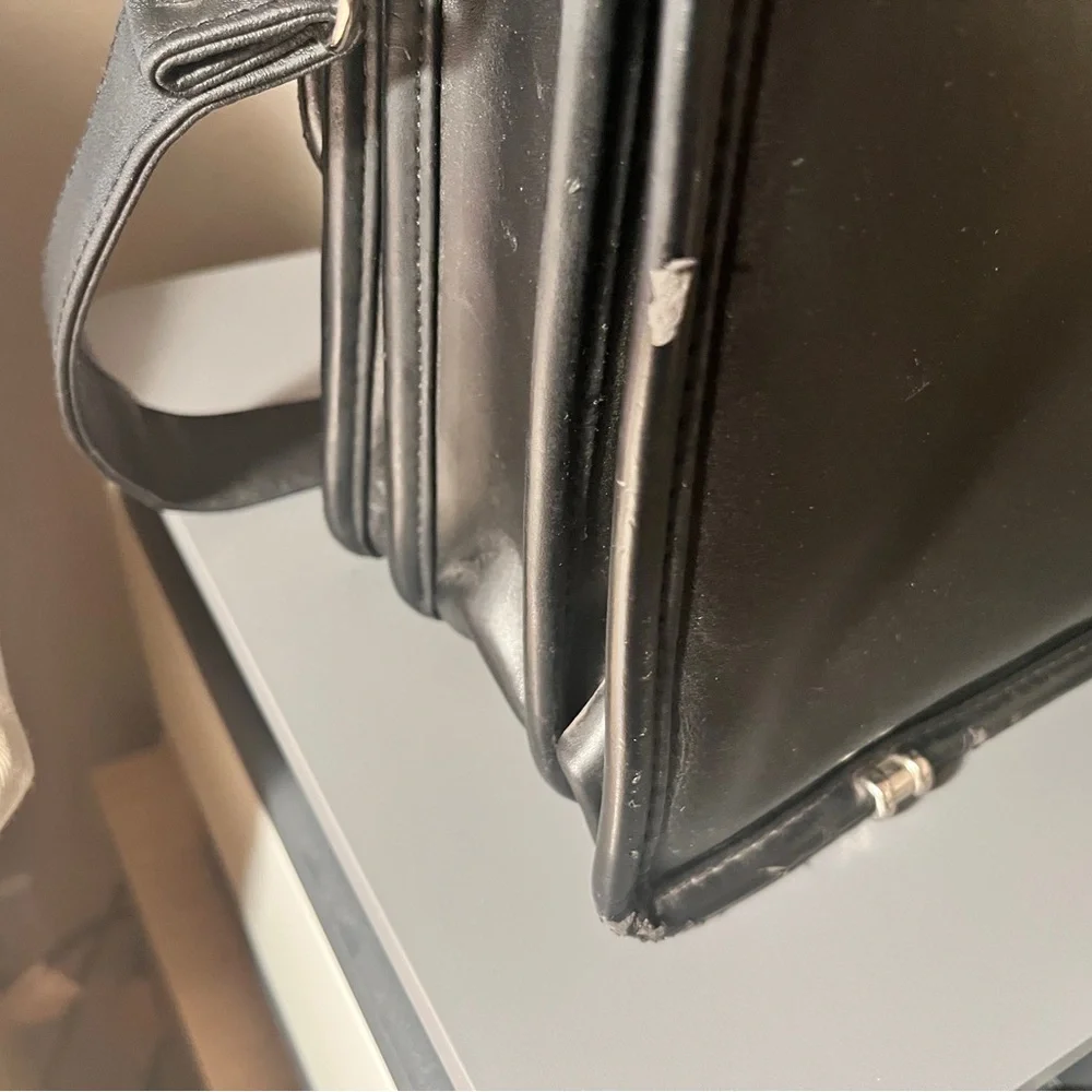 Wilson Black Leather Men's Briefcase/Laptop case
